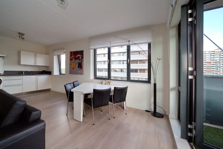 Foto 18 van Martinus Nijhofflaan 182