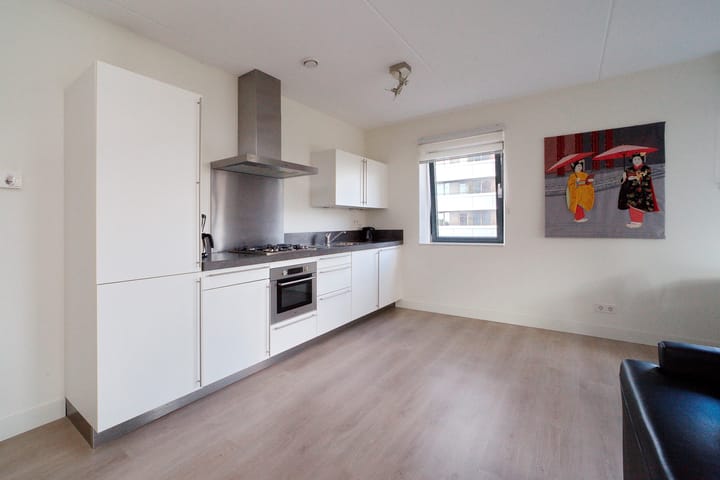 Foto 19 van Martinus Nijhofflaan 182