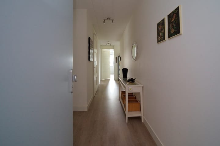 Foto 21 van Martinus Nijhofflaan 182