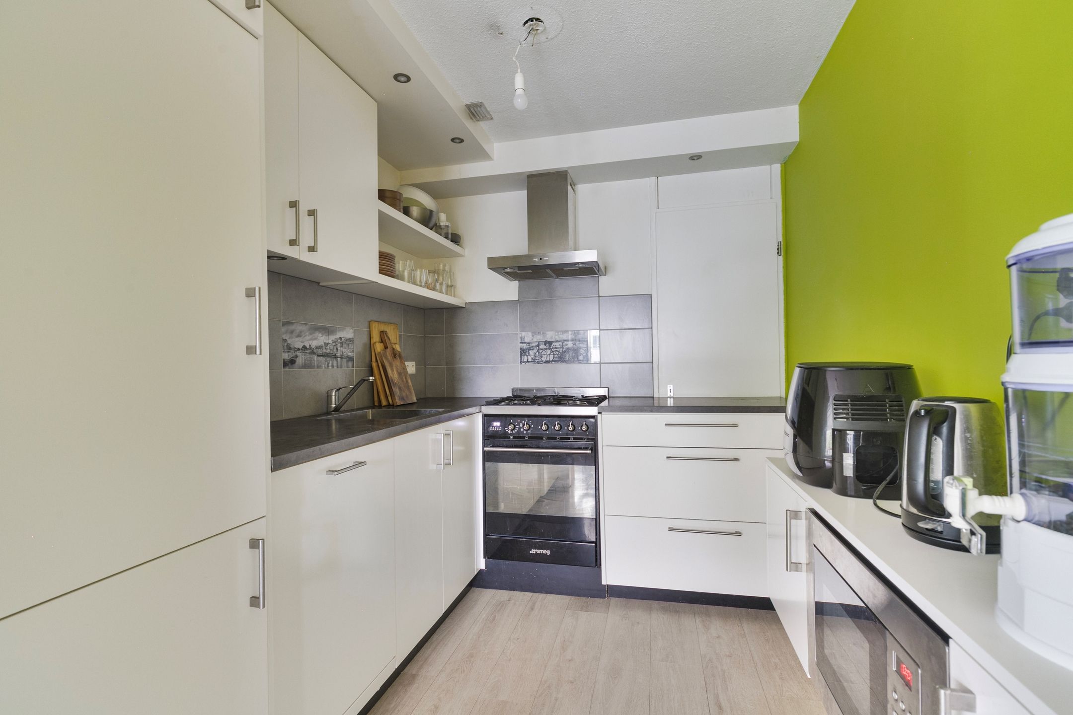 Foto 3 van Aartsbisschop Romerostraat 147