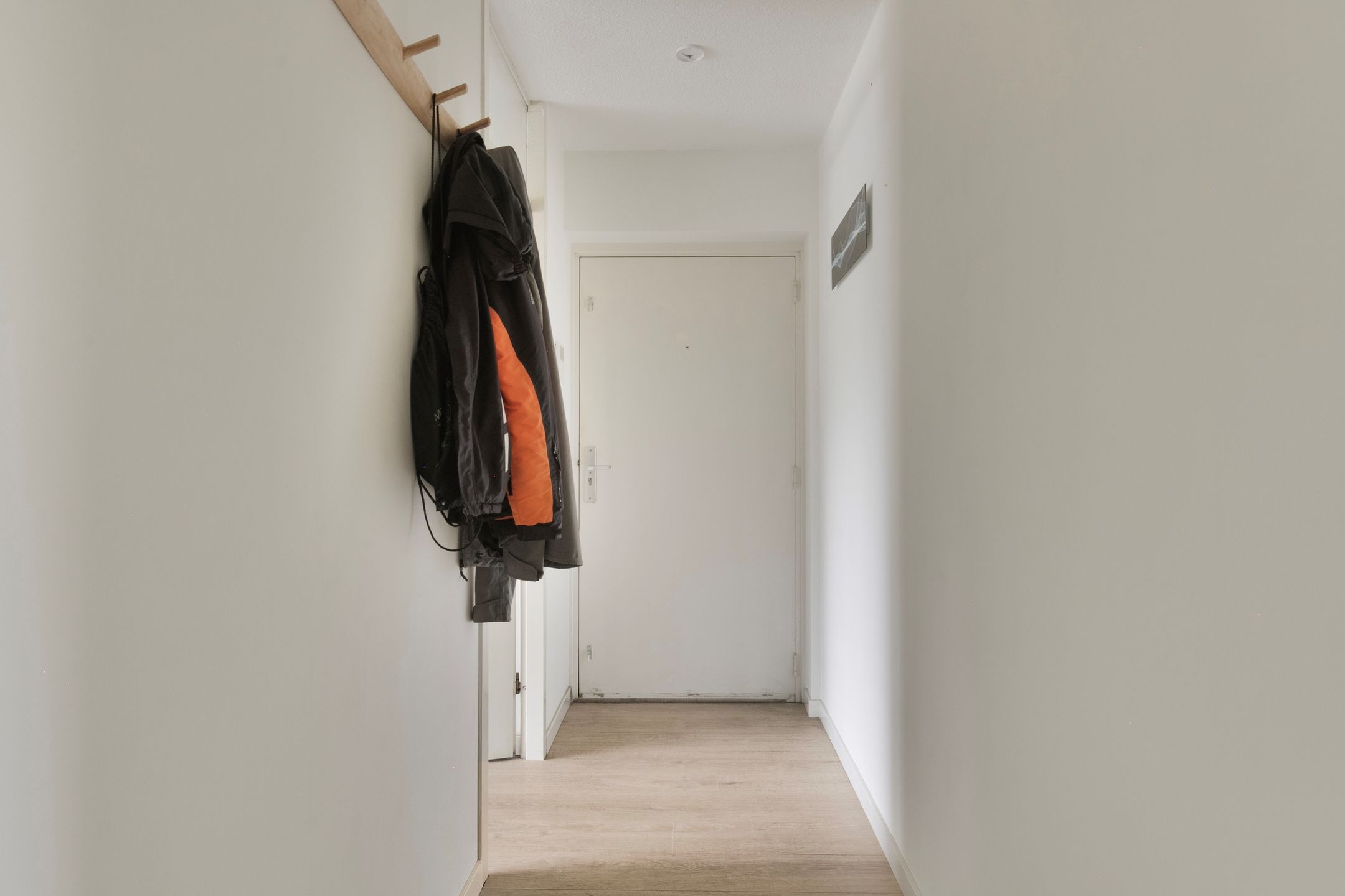 Foto 9 van Aartsbisschop Romerostraat 147