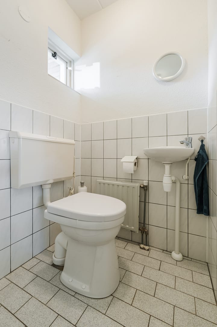 Foto 8 van Busweg 84