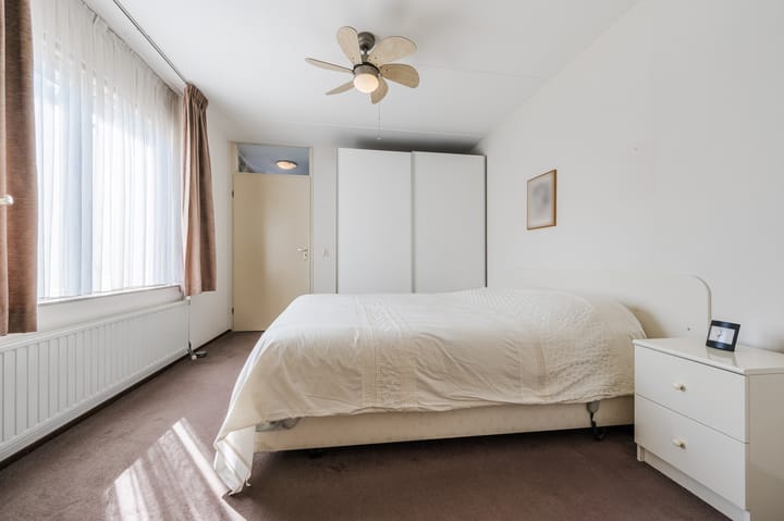 Foto 20 van Busweg 84