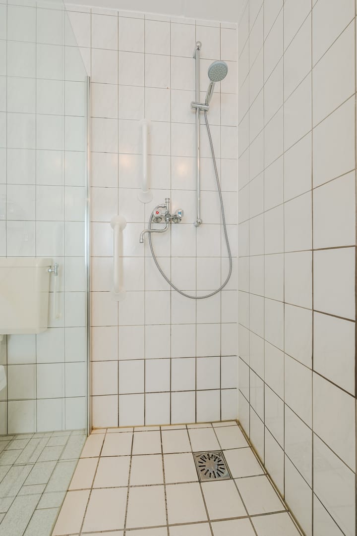 Foto 24 van Busweg 84