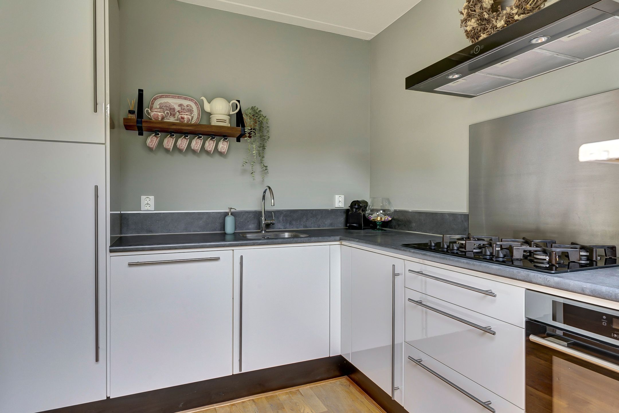 Foto 15 van Hazelaarhof 49