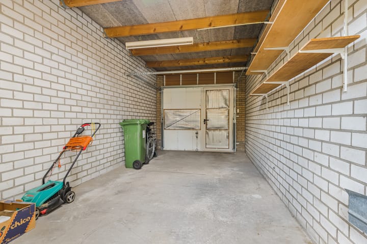 Foto 30 van Busweg 84