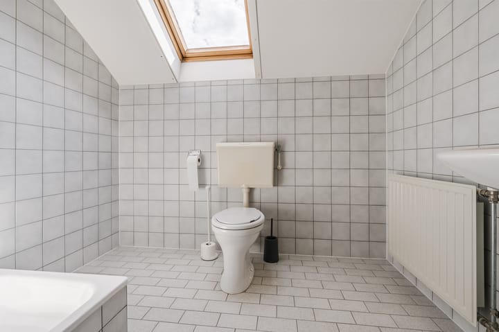 Foto 35 van Busweg 84