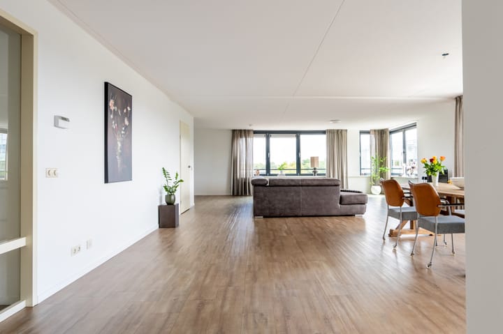 Foto 14 van Wilhelminastraat 55-H