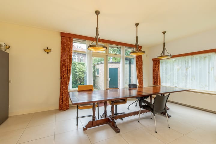 Photo 16 of Julianalaan 5