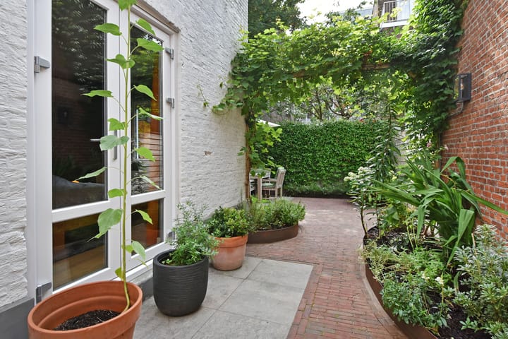 Foto 4 van Rijklof van Goensstraat 65