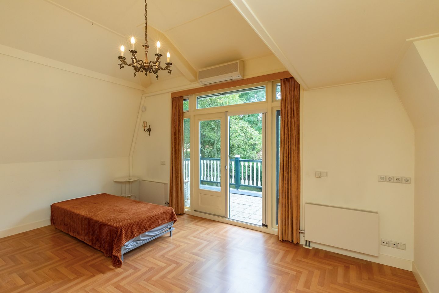 Foto 29 van Julianalaan 5