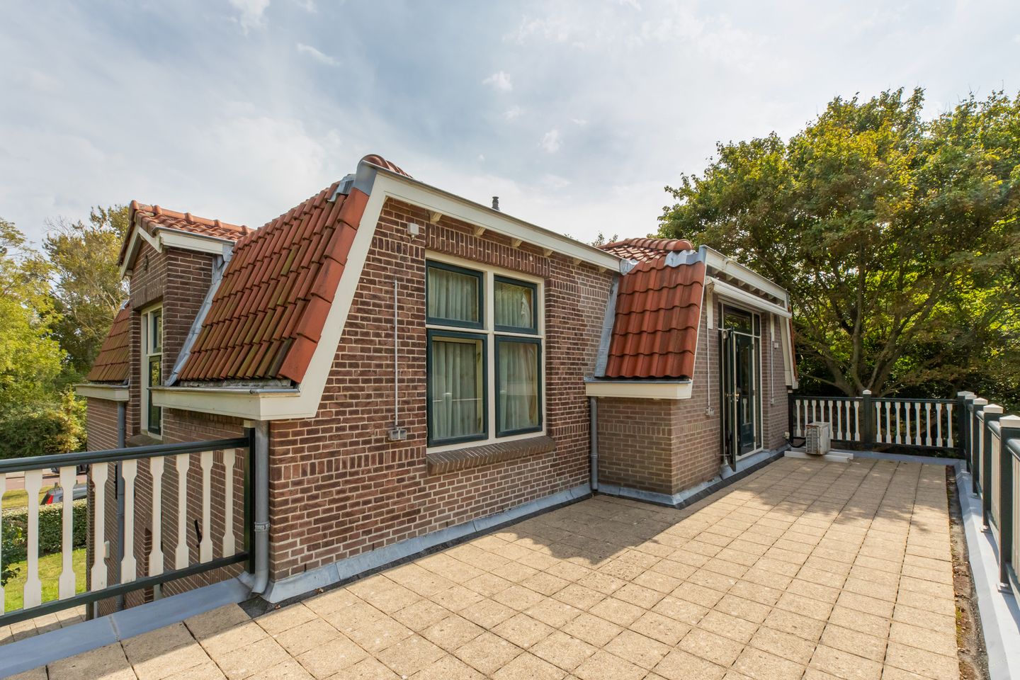 Foto 34 van Julianalaan 5