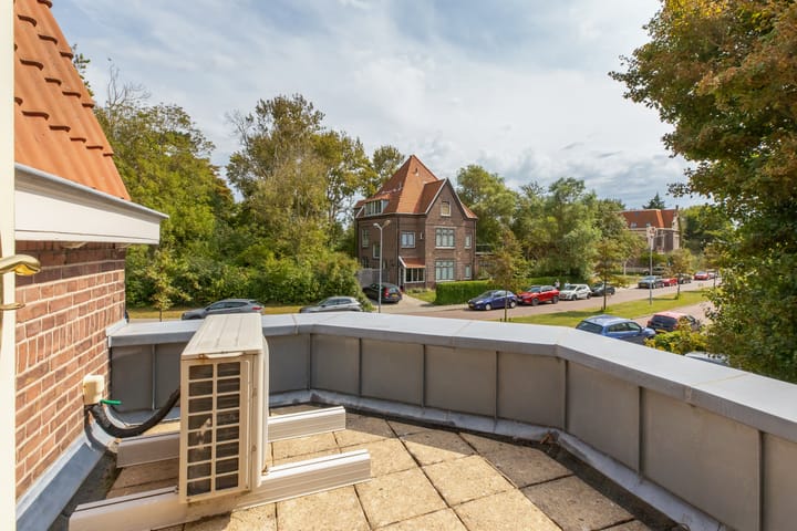 Photo 37 of Julianalaan 5