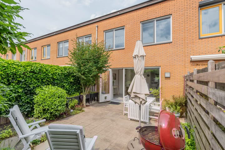 Foto 2 van Anna van Burendreef 49