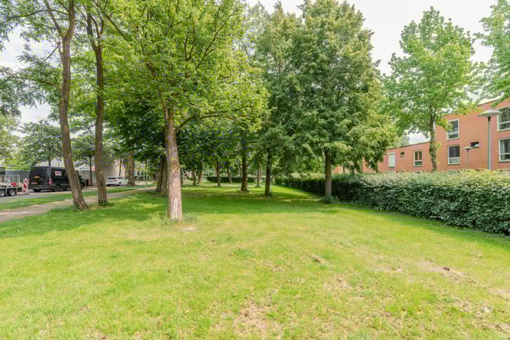 Foto 7 van Anna van Burendreef 49