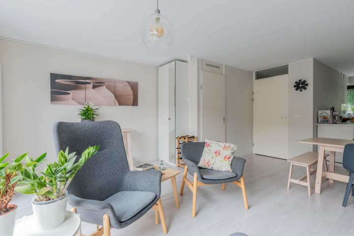 Foto 15 van Anna van Burendreef 49