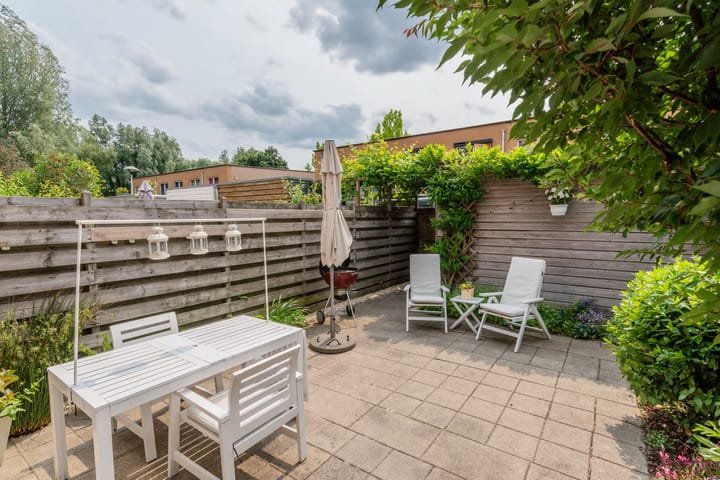 Foto 32 van Anna van Burendreef 49