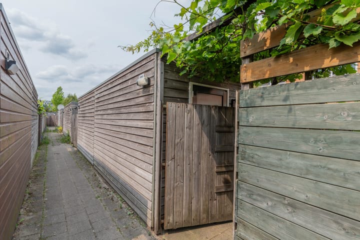 Foto 35 van Anna van Burendreef 49