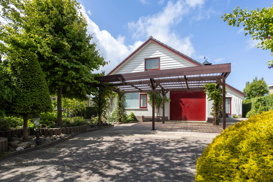 Photo 2 of Meeuwenlaan 7