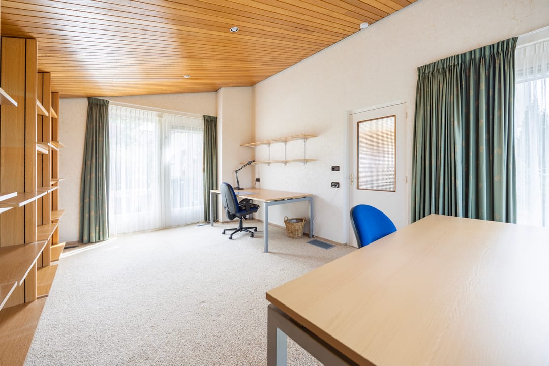 Photo 13 of Meeuwenlaan 7