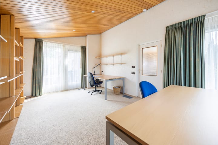 Foto 13 van Meeuwenlaan 7