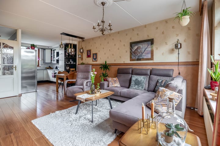 Photo 10 of Boterbloem 3