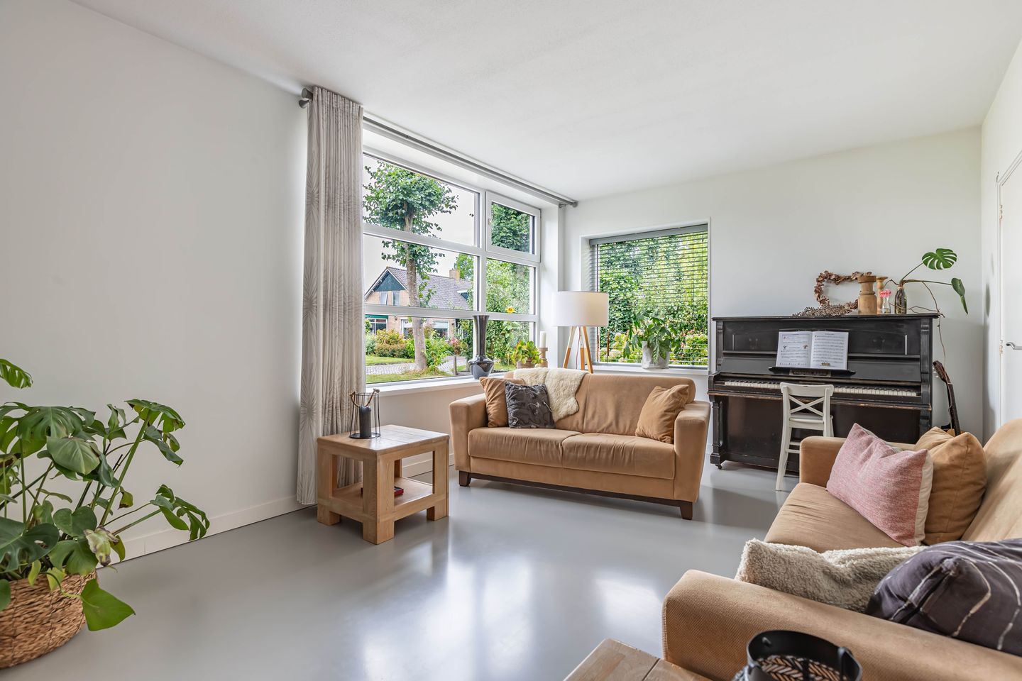 Foto 10 van Sânpaed 3