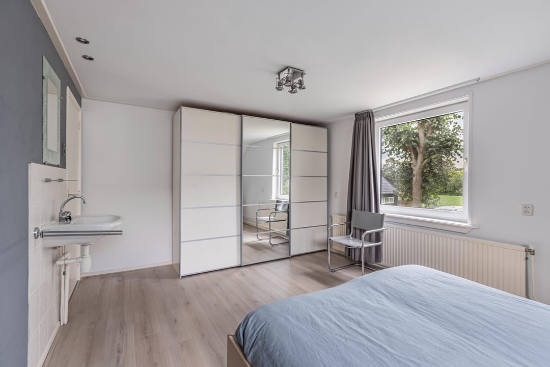 Foto 32 van Sânpaed 3