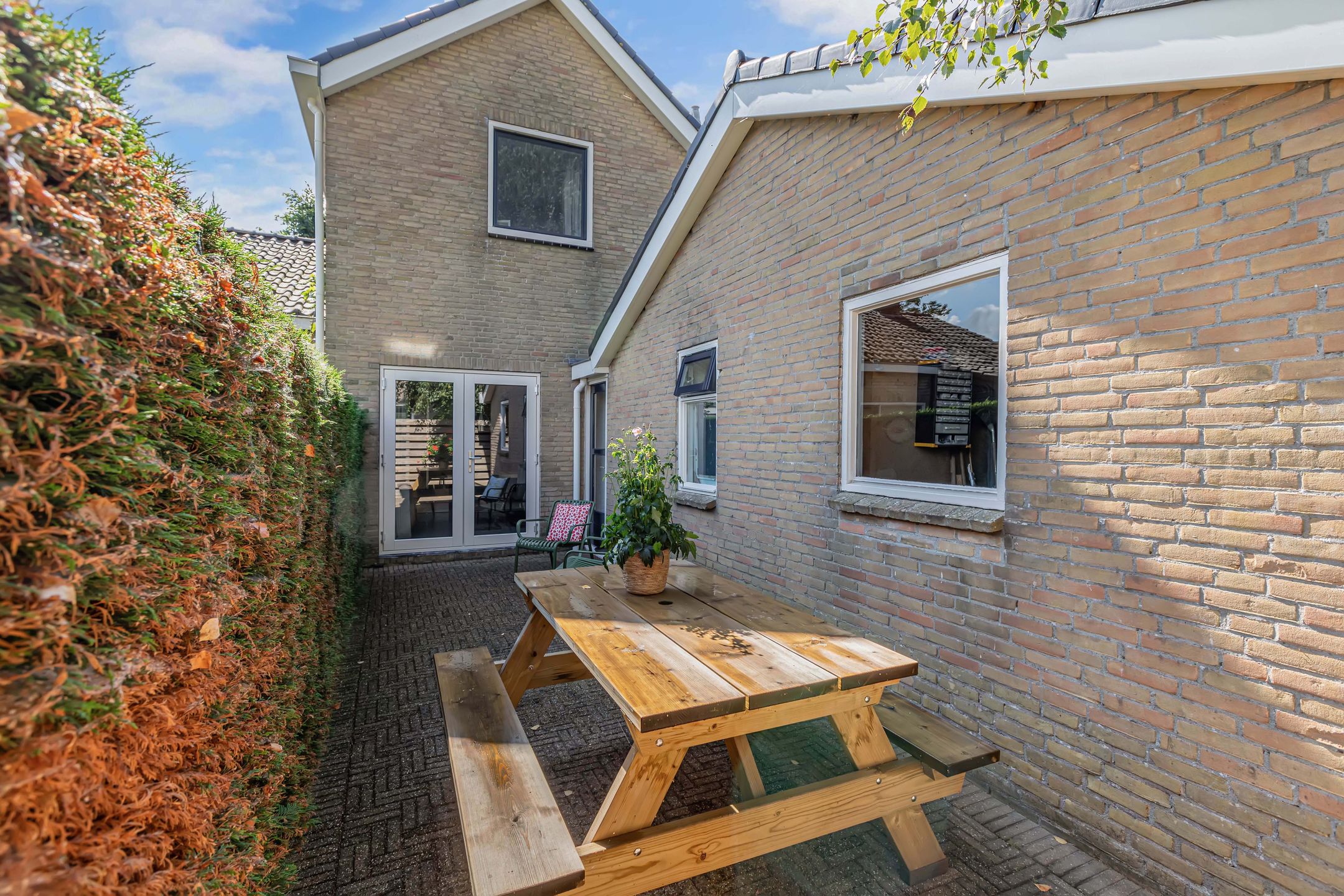 Foto 45 van Sânpaed 3