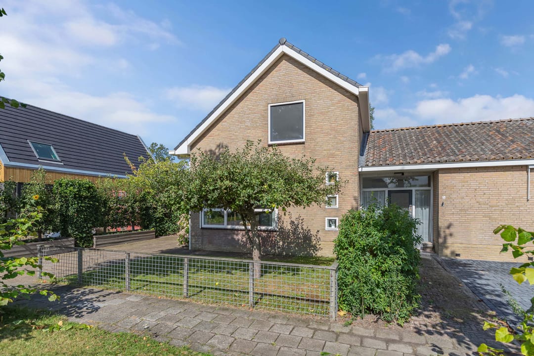 Foto 53 van Sânpaed 3