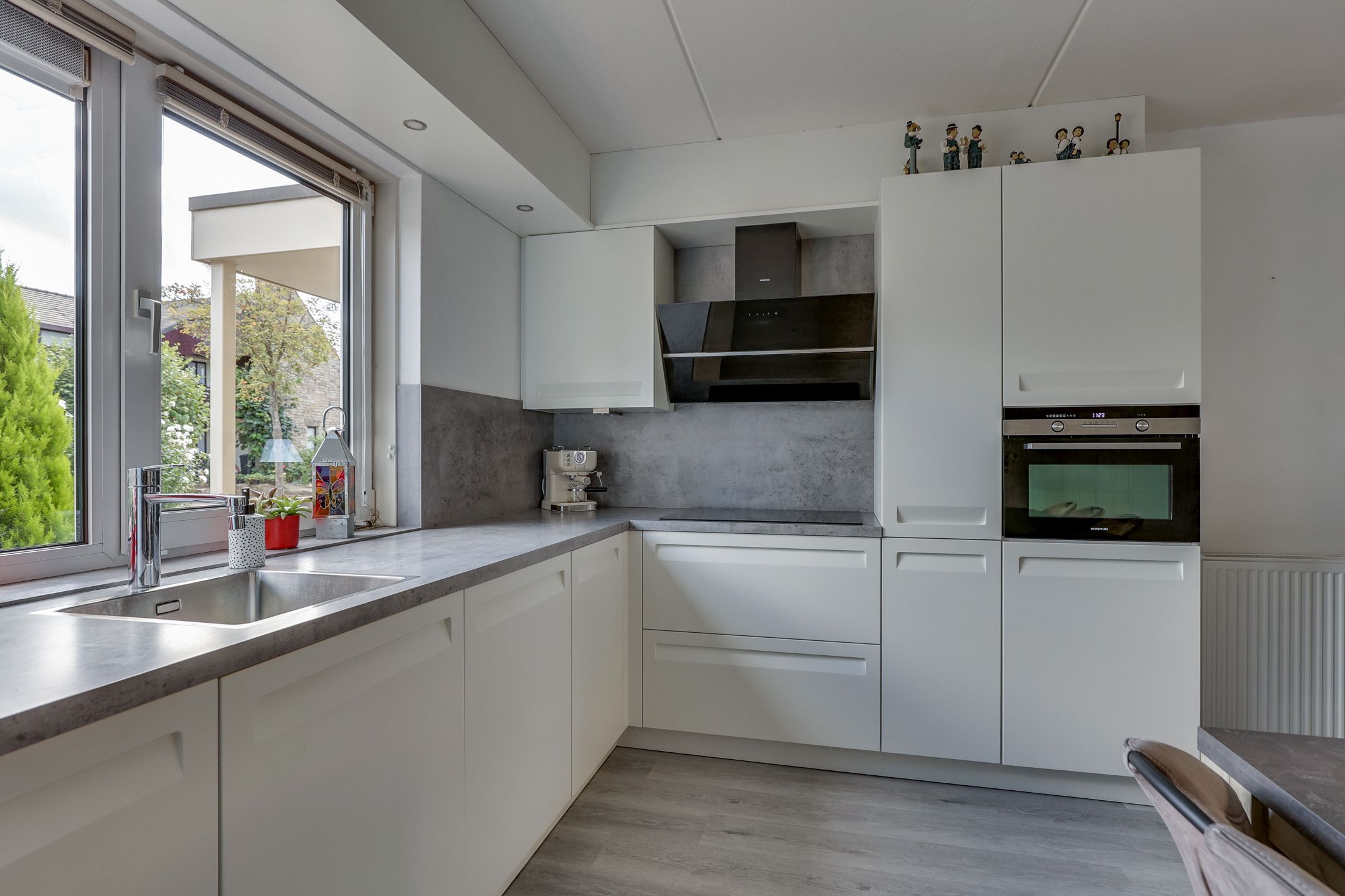 Foto 12 van Roggestraat 4