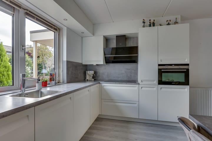 Foto 12 van Roggestraat 4