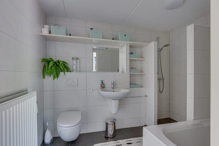 Foto 15 van Roggestraat 4