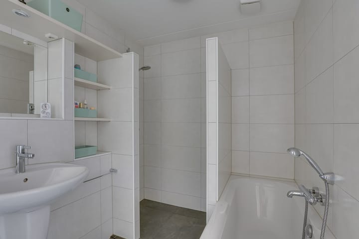 Foto 16 van Roggestraat 4