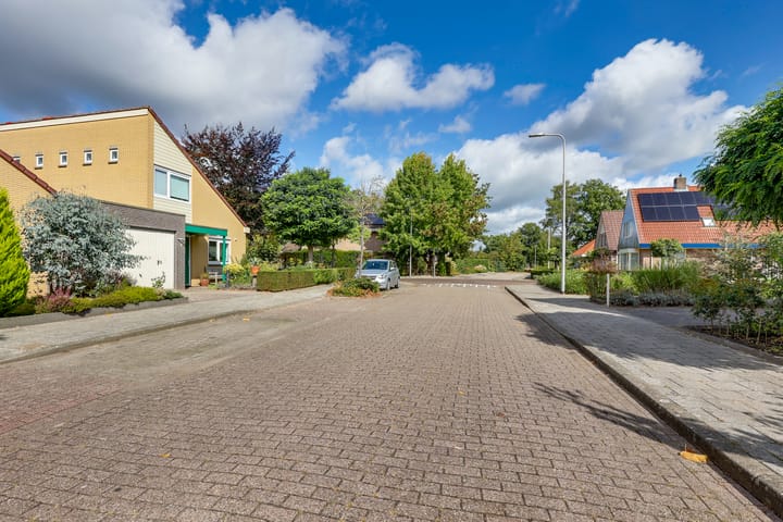 Foto 35 van Roggestraat 4