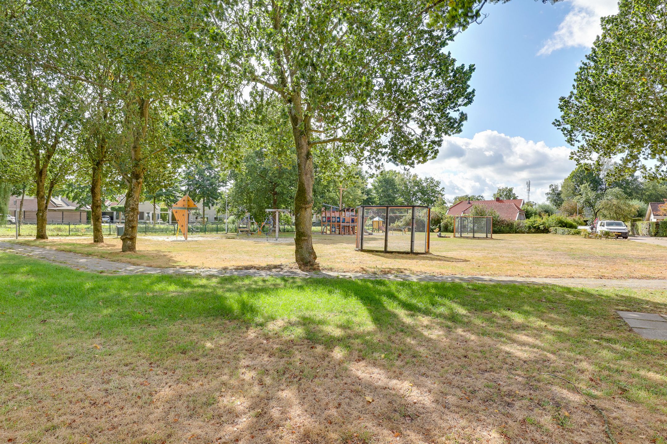 Foto 36 van Roggestraat 4