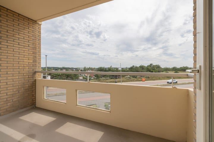 Photo 2 of Tjerk Hiddesstraat 39