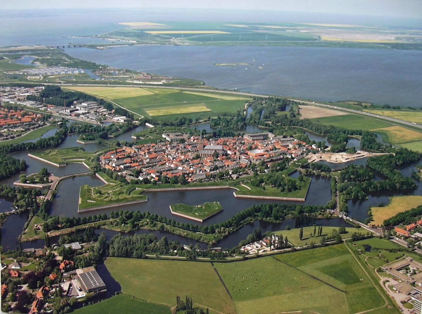 Foto 29 van Pijlstraat 1-D