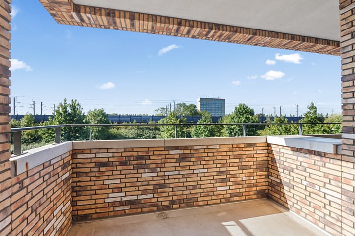 Photo 26 of Louis Armstronglaan 702