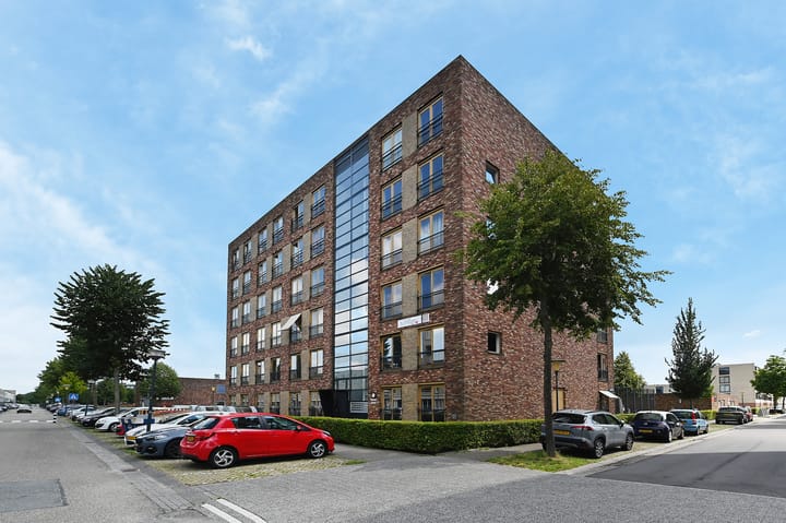 Foto 1 van Hazerswoudestraat 332