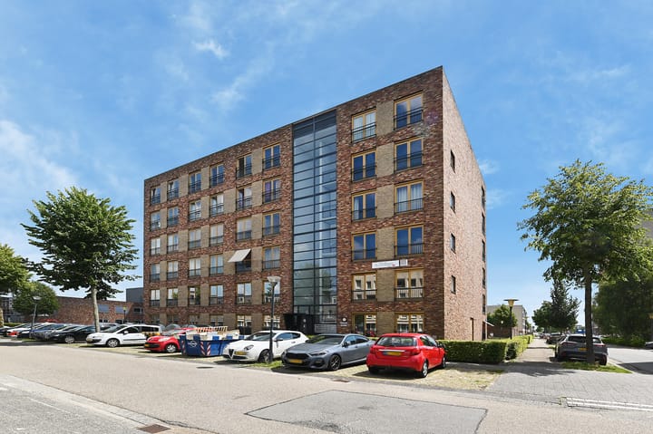 Foto 21 van Hazerswoudestraat 332