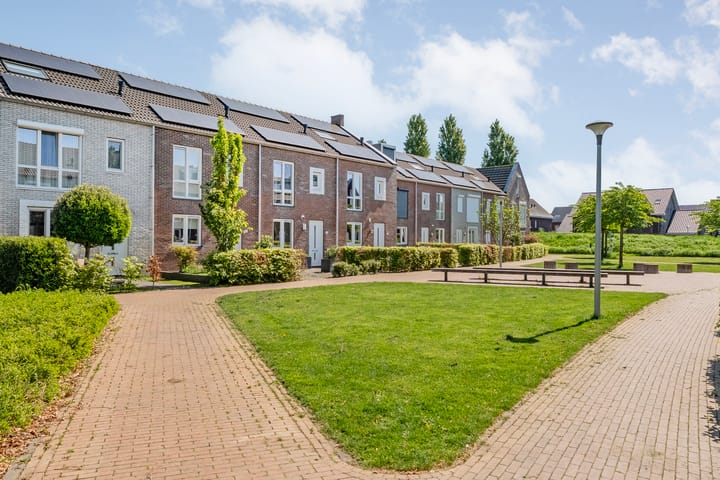 Foto 3 van Toutenburgstraat 46