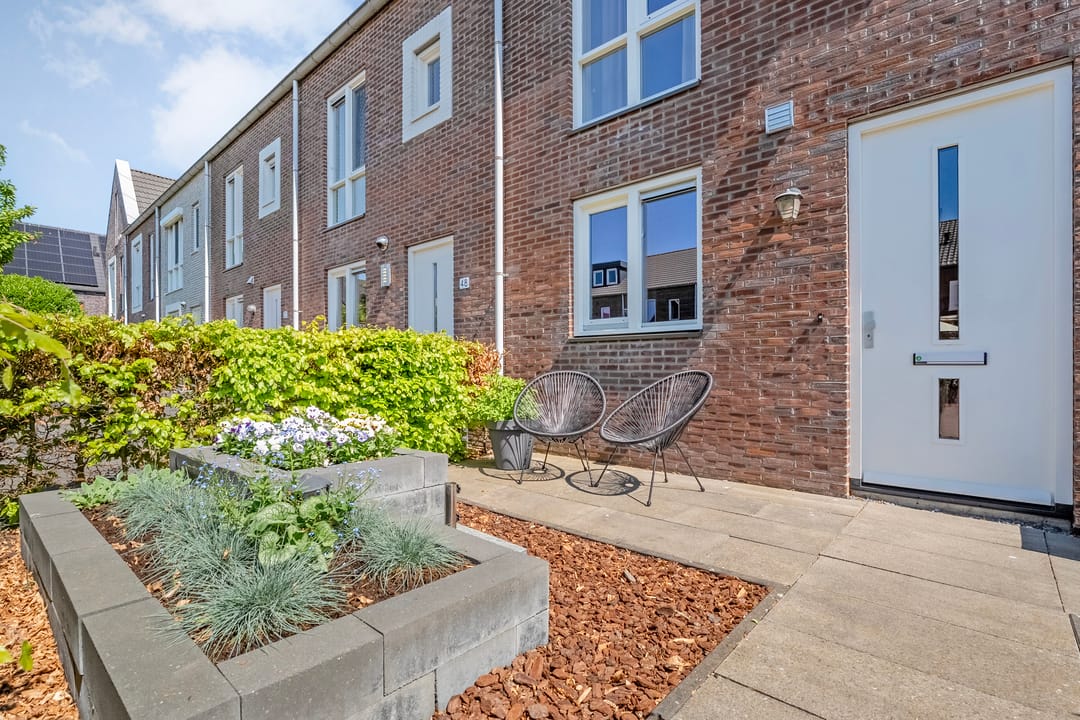 Photo 8 of Toutenburgstraat 46