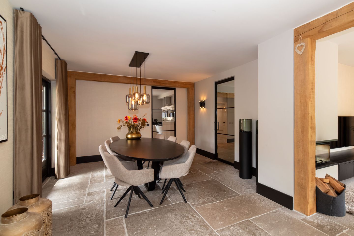 Photo 10 of Denekamperstraat 52