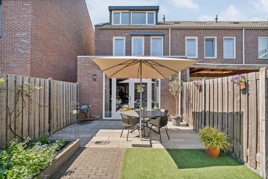 Photo 41 of Toutenburgstraat 46