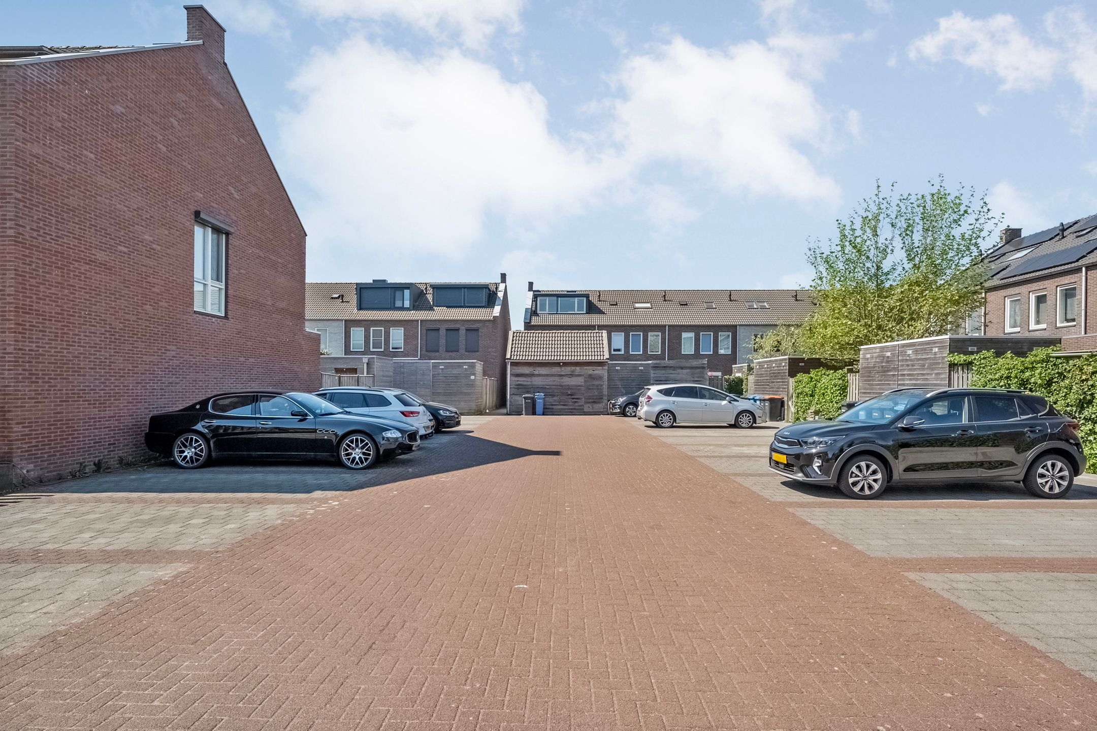 Photo 48 of Toutenburgstraat 46