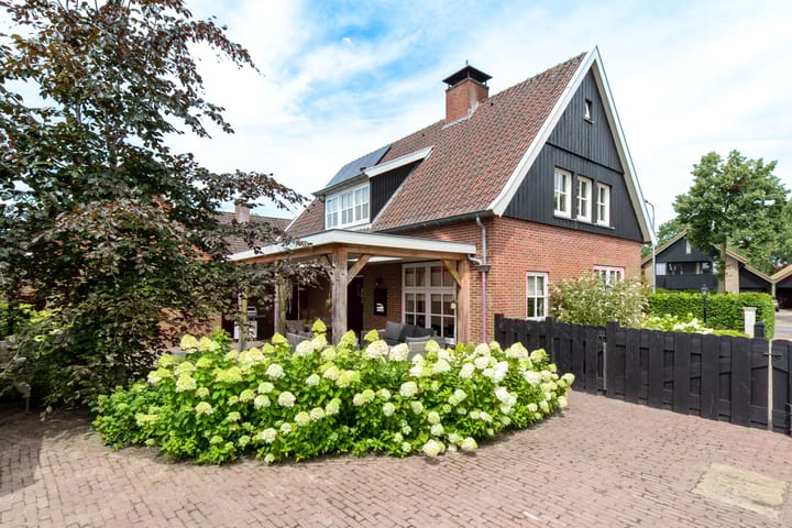 Foto 70 van Denekamperstraat 52