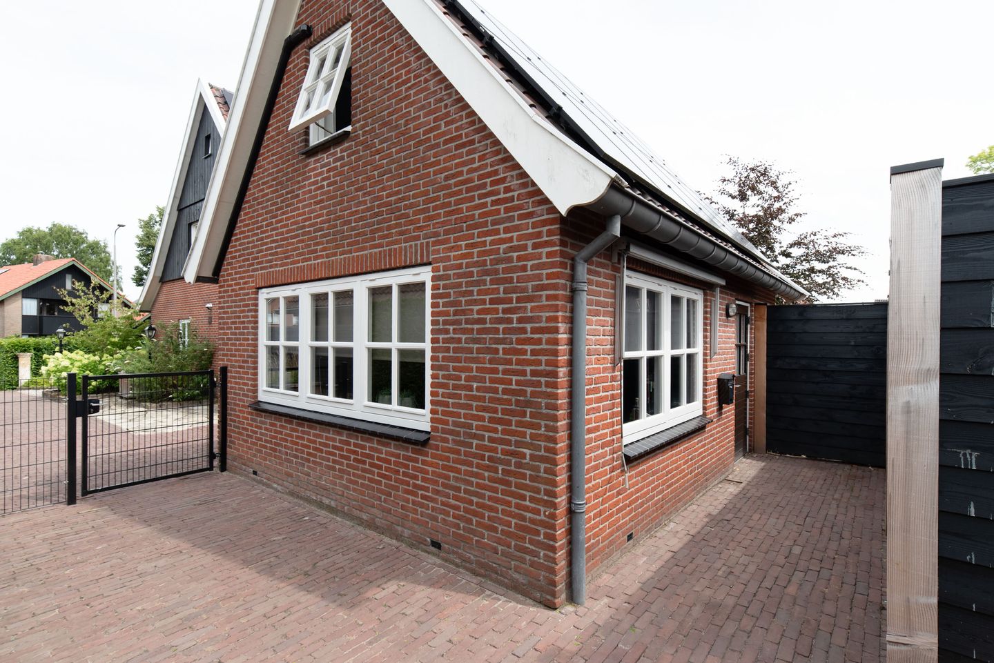 Photo 40 of Denekamperstraat 52