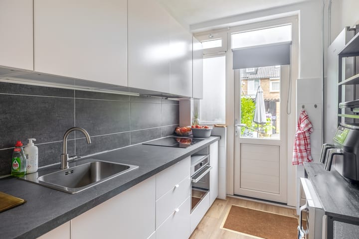 Foto 13 van Van Kleffenslaan 10