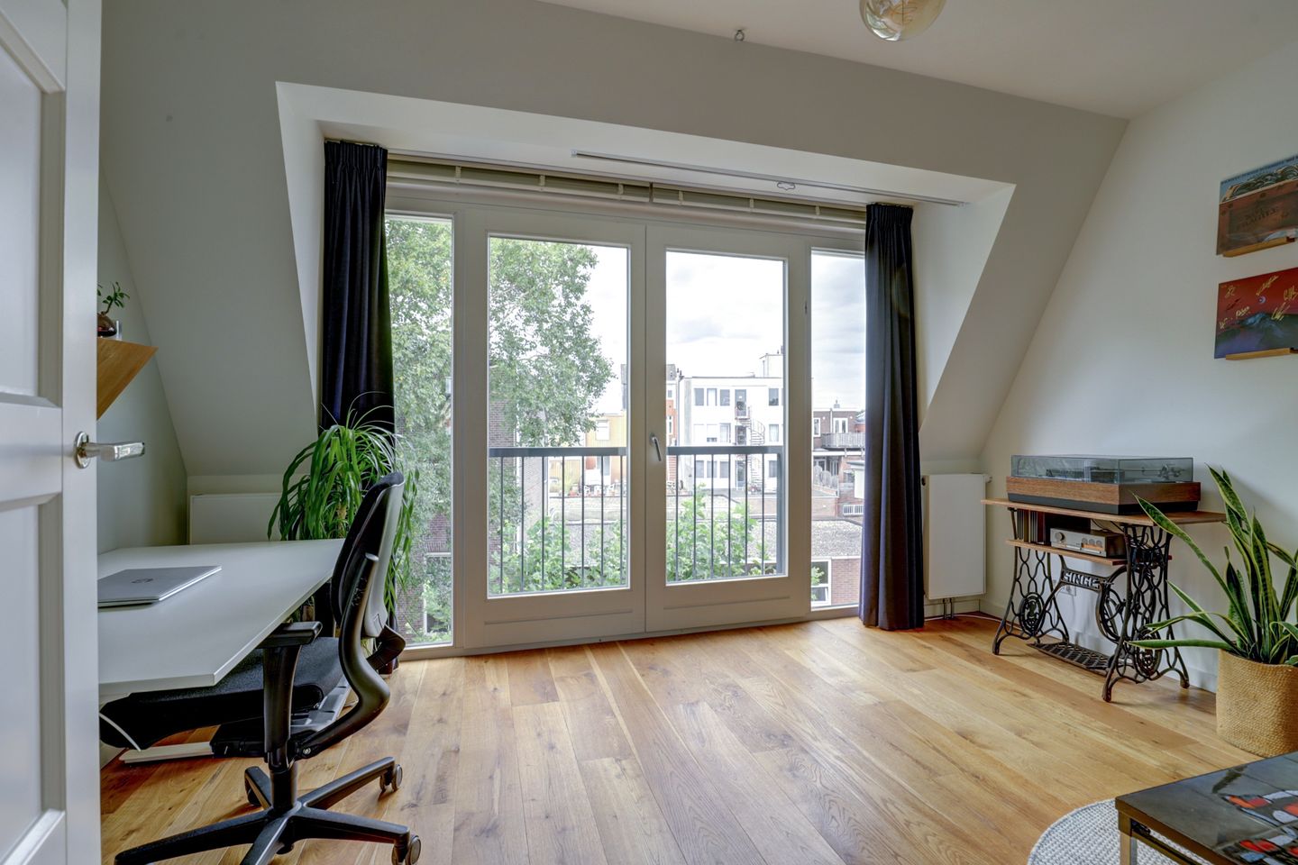 Foto 4 van Esdoornstraat 46